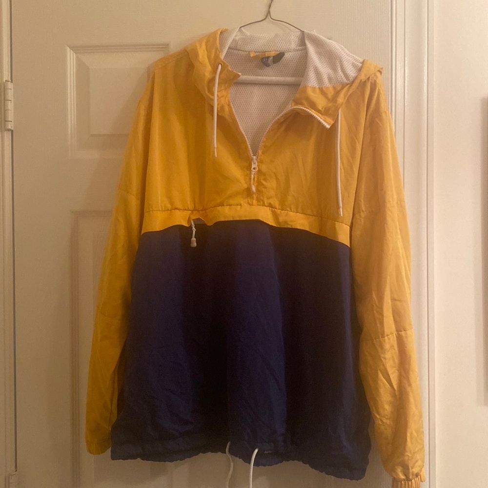 H&M brand Divided men’s rain jacket